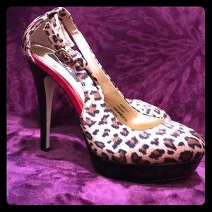 XOXO leopard stilettos